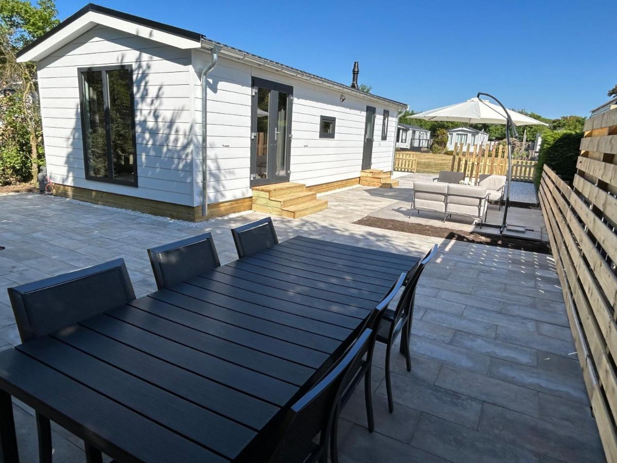 Breezy Beach Chalet Petten Exterior foto